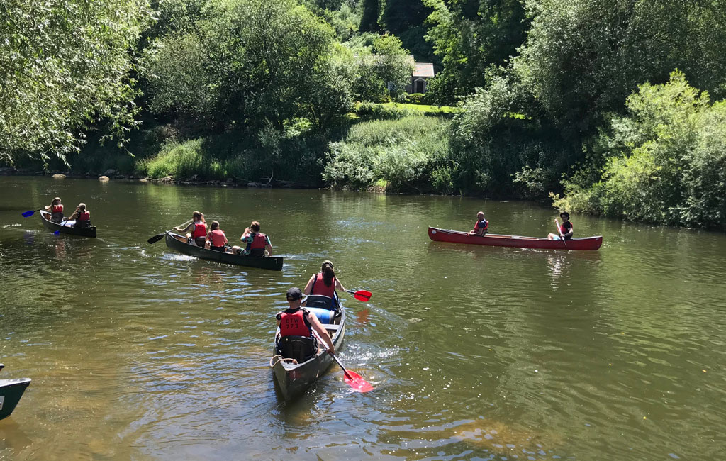 Canoe hire river Wye