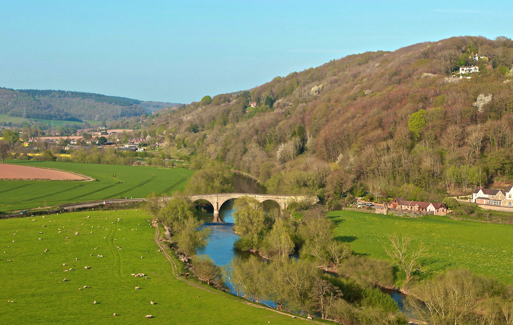 12-Canoe-the-Wye-Kerne-Bridge-long-web 12-Canoe-the-Wye-Kerne-Bridge-long-web