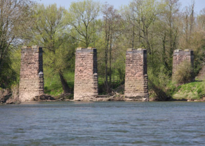 26-Canoe-the-Wye-bridge-stanchions-web Canoe hire river Wye